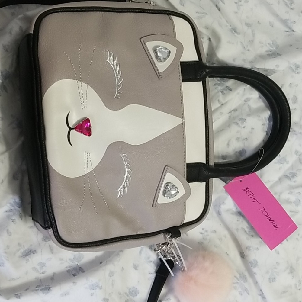 Cute cat face handbag.